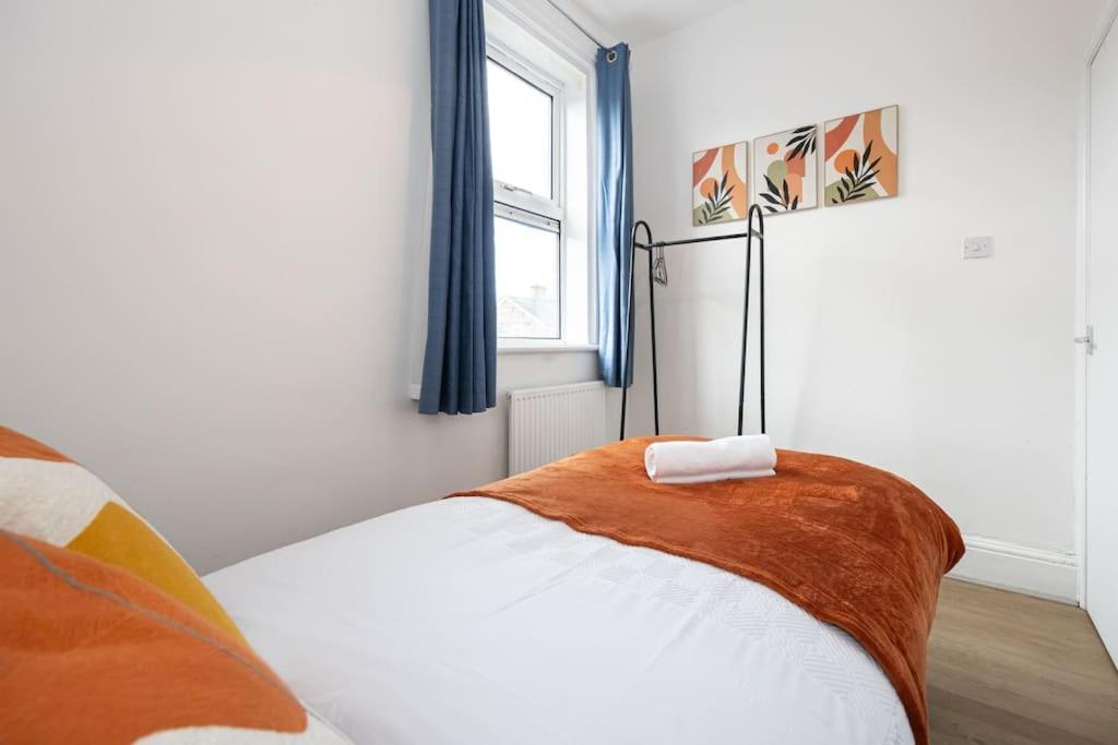 Bright & Modern 3 Bedroom Old Trafford Home Manchester Exterior foto